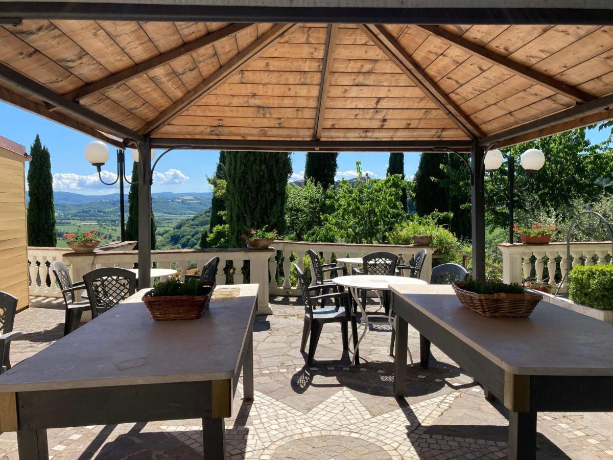 Agriturismo Beata Vanna Фабро Экстерьер фото